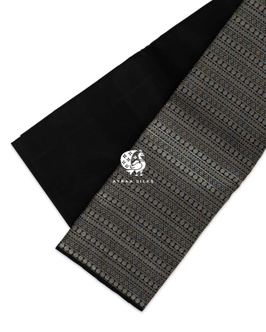 Black Statement Kanchipuram Saree